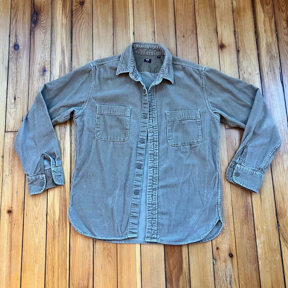 Uniqlo Men's Tan Shirt